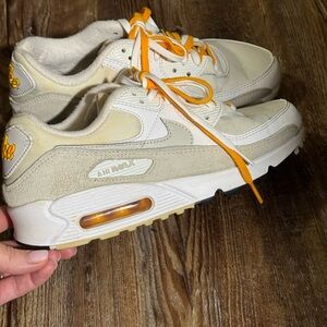 Nike Air Max 90 size 8.5